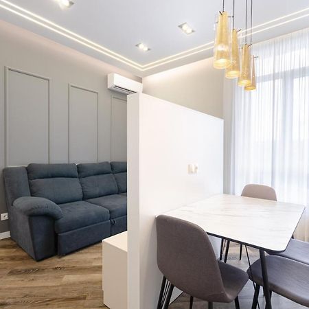 Petrovdom Ж38 In Luxury Apartments At 68 Zhylyanska Street,38 Perlyna Київ Екстер'єр фото