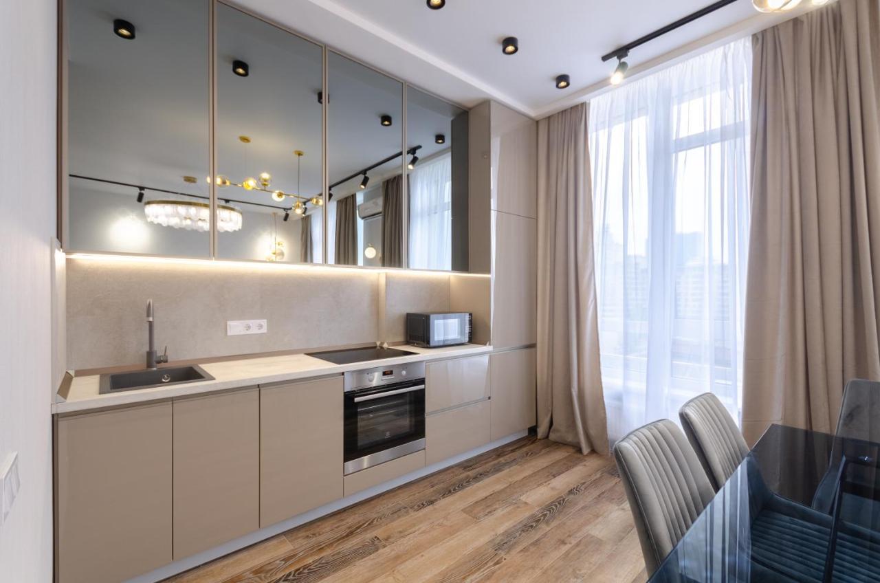 Petrovdom Ж38 In Luxury Apartments At 68 Zhylyanska Street,38 Perlyna Київ Екстер'єр фото