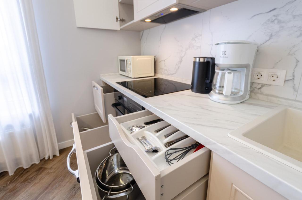 Petrovdom Ж38 In Luxury Apartments At 68 Zhylyanska Street,38 Perlyna Київ Екстер'єр фото