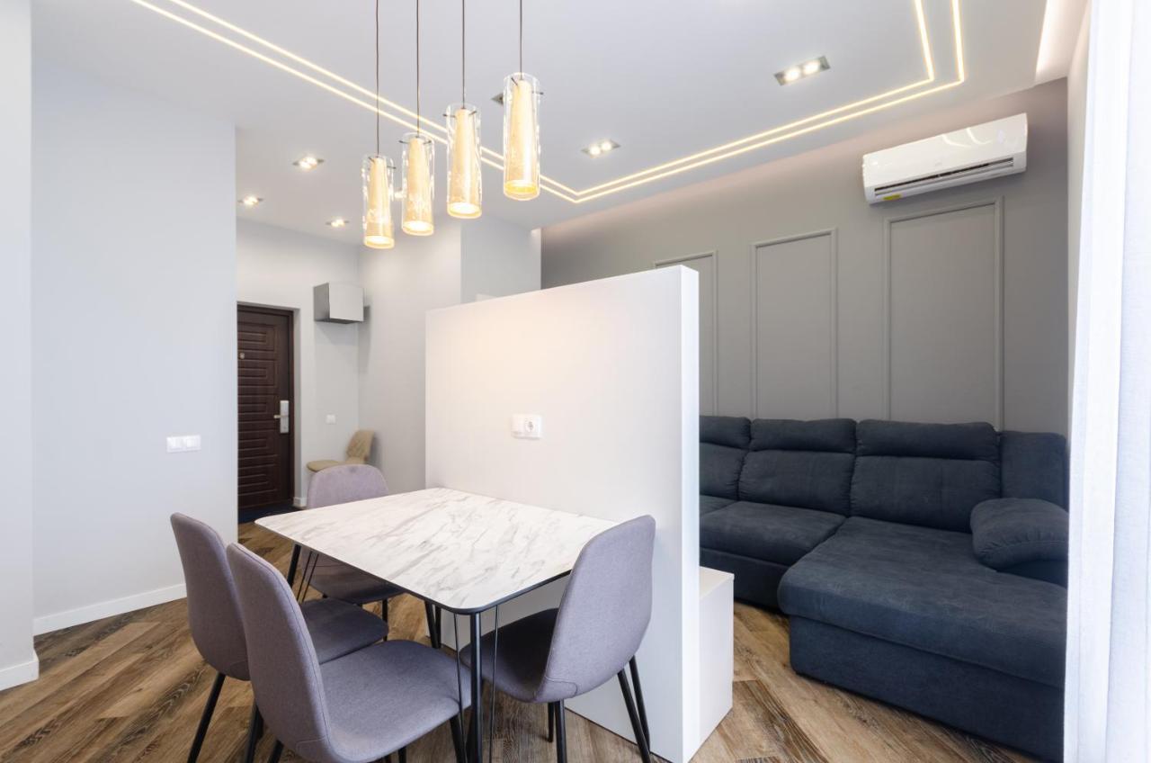 Petrovdom Ж38 In Luxury Apartments At 68 Zhylyanska Street,38 Perlyna Київ Екстер'єр фото